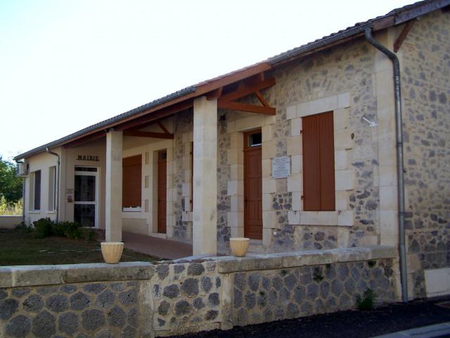 Town hall of Saint-Martin-Curton (Gironde, France)