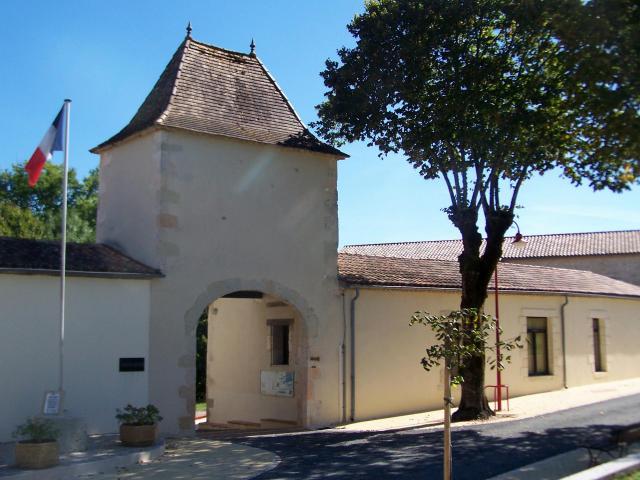 Mairie de Savignac-de-Duras (Lot-et-Garonne, France)