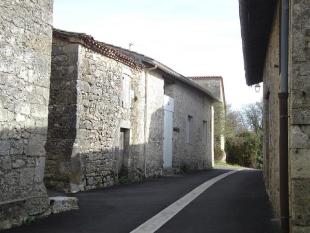 Bourg de Dolmayrac vers l'est