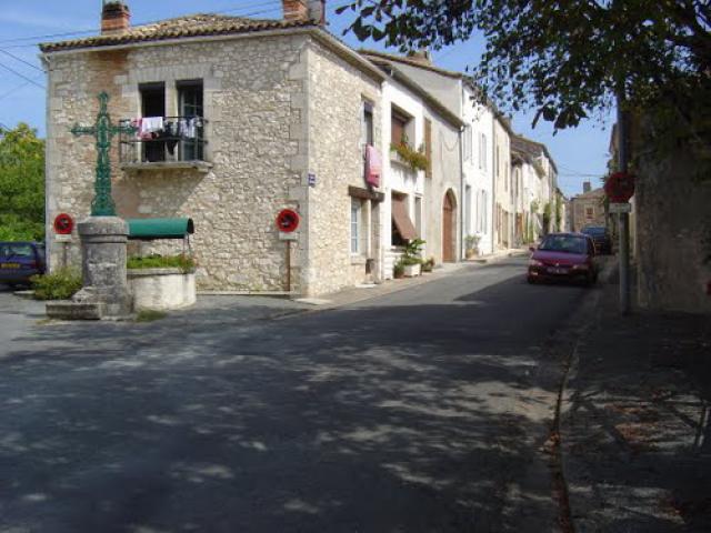 rue du petit Paris (à la Mouthe)