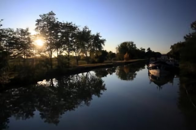 Sunrise on the canal
