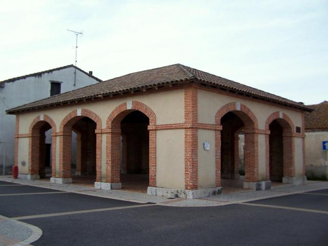 Halle de Villefranche-du-Queyran (Lot-et-Garonne, France)