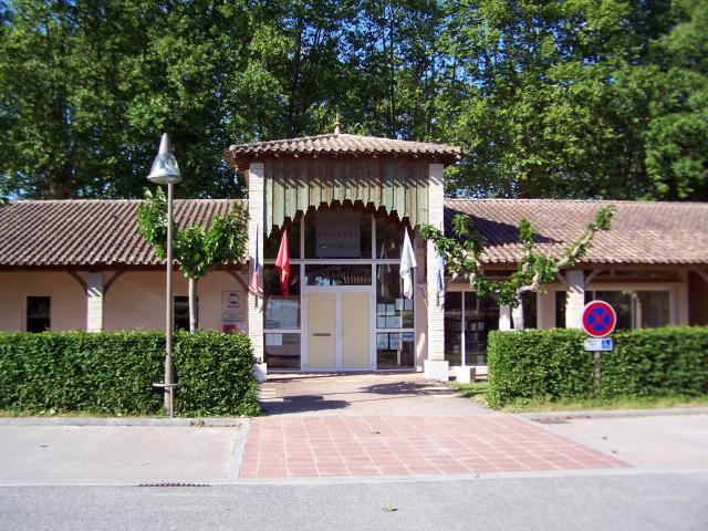 Mairie de Fourques-sur-Garonne (Lot-et-Garonne, France)