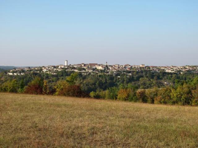 vue sur la bastide de Puymirol