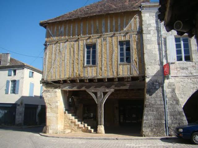 Villeréal Maison à colombages et torchis
