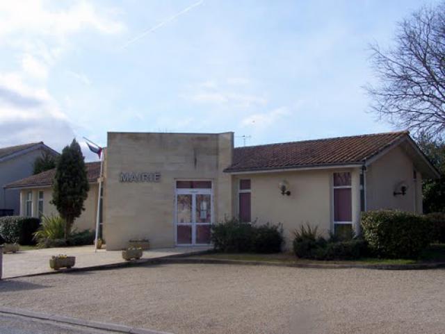 Lamothe-Landerron Mairie