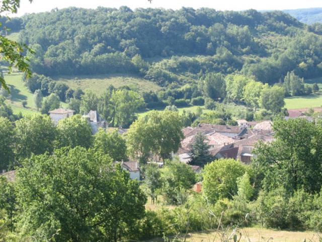 village, st maurin