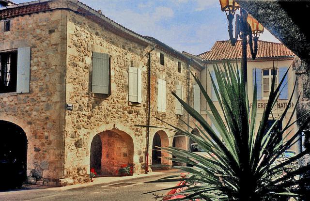 Cet édifice est inscrit au titre des Monuments historiques. Il est répertorié dans la base Mérimée, base de données sur le patrimoine…