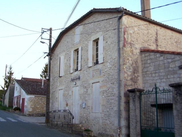 Mairie de Labastide-Castel-Amouroux (Lot-et-Garonne, France)
