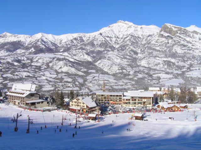 Pieds des pistes de St-Léger-Les-Mélèzes