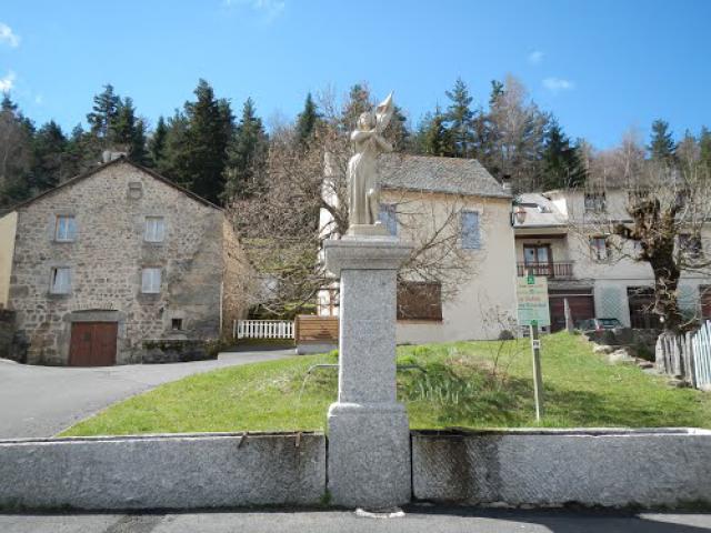 Fontaine de Jeanne..., Rimeize (48)