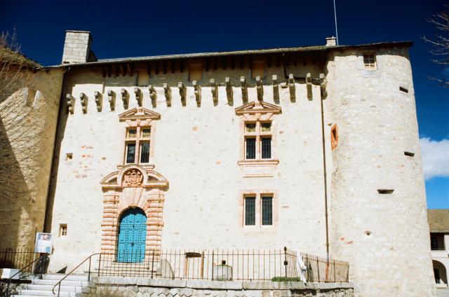 Façade sud du château de Saint-Alban-sur-Limagnole (Gévaudan)
