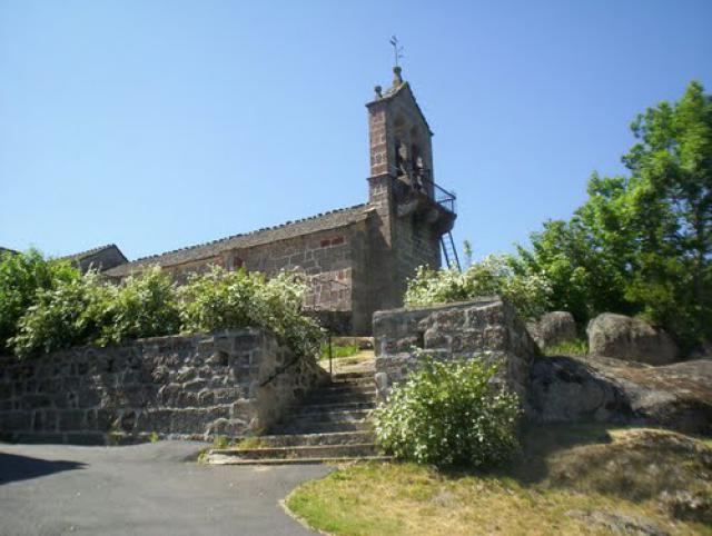 L'église de Chastanier