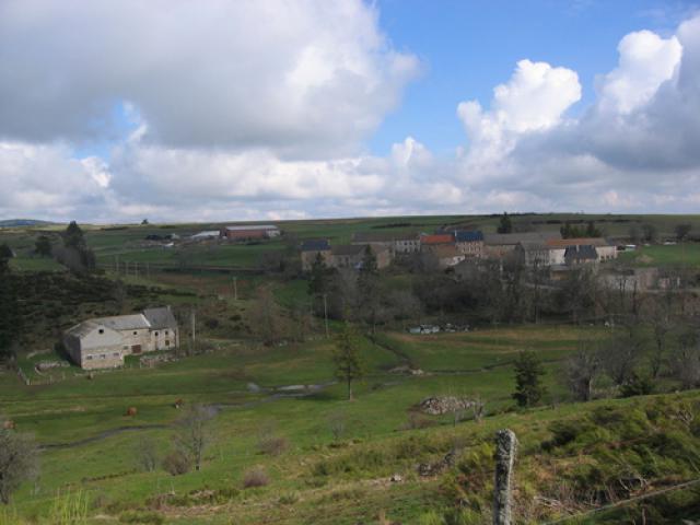 Le Viala (La Panouse) depuis la D34