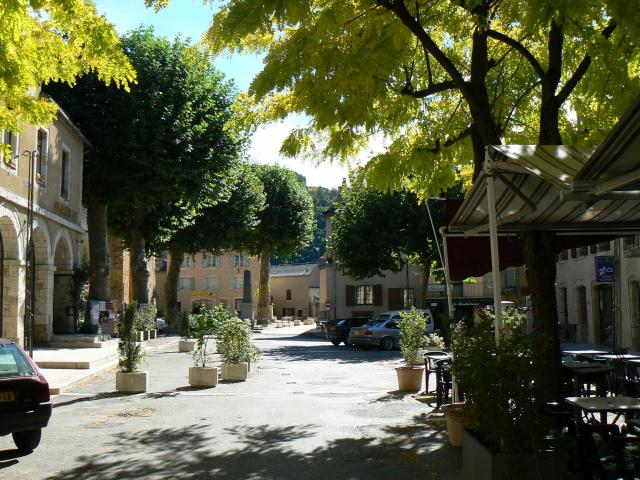 Centre-ville d'Ispagnac en Lozère