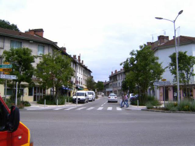 Pont-d'Ain: Un beau site „www.archicultura.ch“