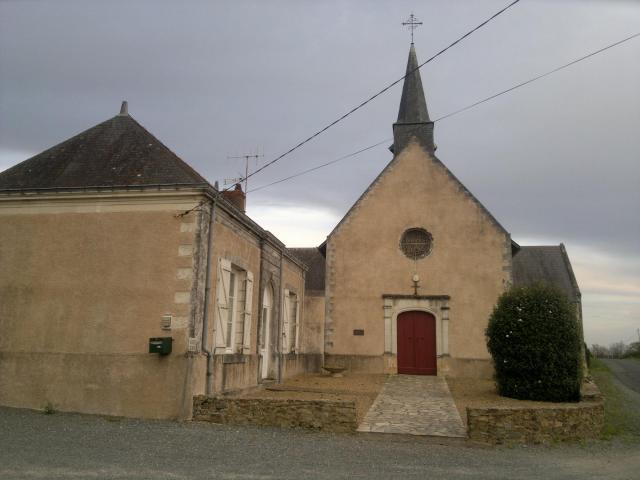 Chapelle Notre-Dame de Charité, Fr-49-Saint-Laurent-de-la-Plaine.