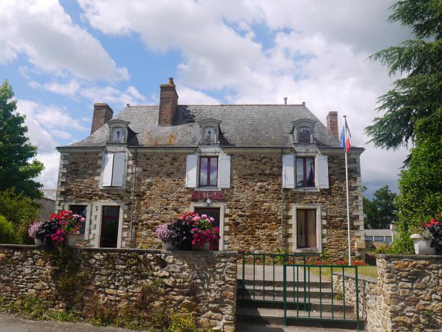 La mairie.