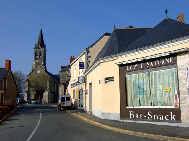 Le vieux village à Saint-Saturnin-sur-Loire