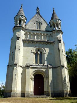 Chapelle Sainte-Barbe-des-Mines (Chalonnes-sur-Loire, Maine-et-Loire, France). Edifiée en 1858-1860 par sa veuve en mémoire d'Emmanuel…
