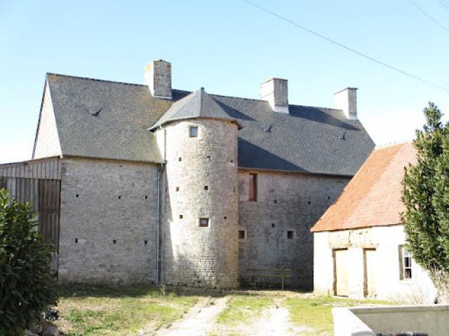 pigeonnier à Carquebut (Manche)