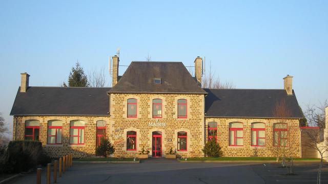 Hambye (Normandie, France). La mairie.