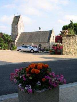 Red UK Phone Box in Longueville