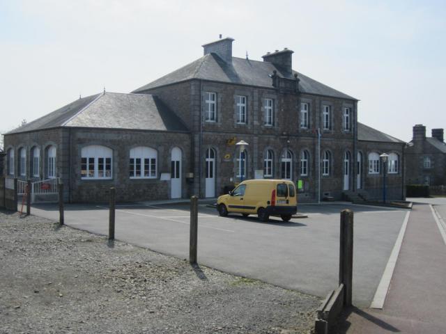 fr:Coulouvray-Boisbenâtre