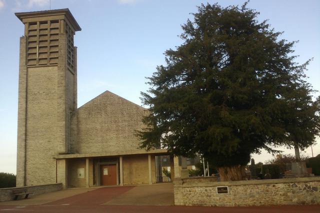 Église de fr:Cavigny
