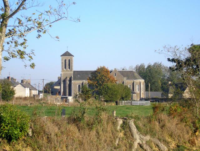 Heussé (Normandie, France). L'église Saint-Pierre.