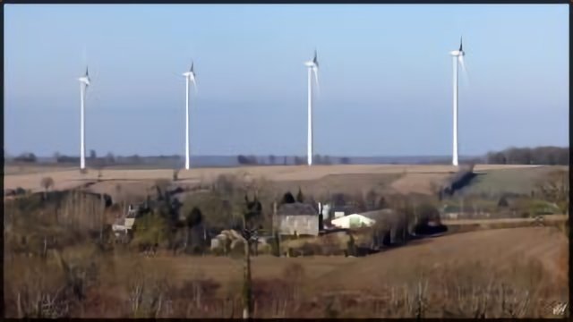 Vidouville : Maisons éoliennes.