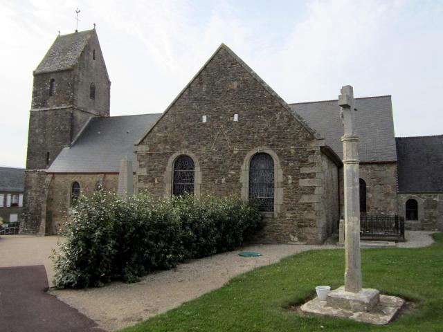 Église Saint-Pierre de fr:Surtainville