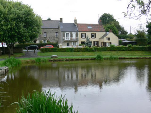 CERISY-LA-FORET (Basse Normandie-France).