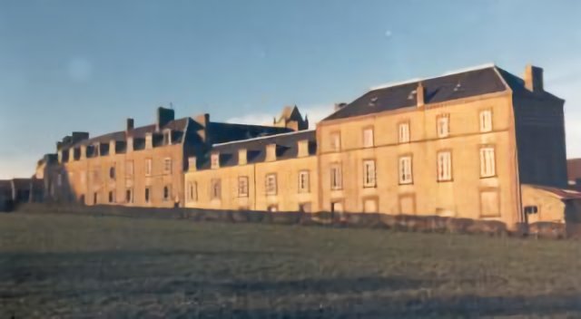 Biville 1979, l'ancien orphélinat