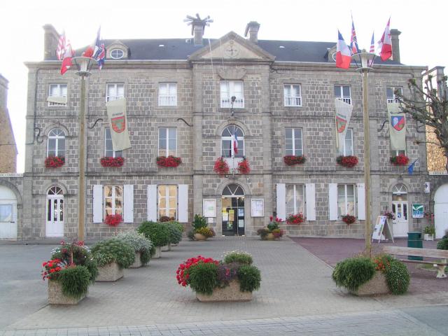 Mairie de Quettehou dans la Manche