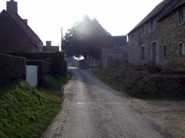 AMFREVILLE (50)