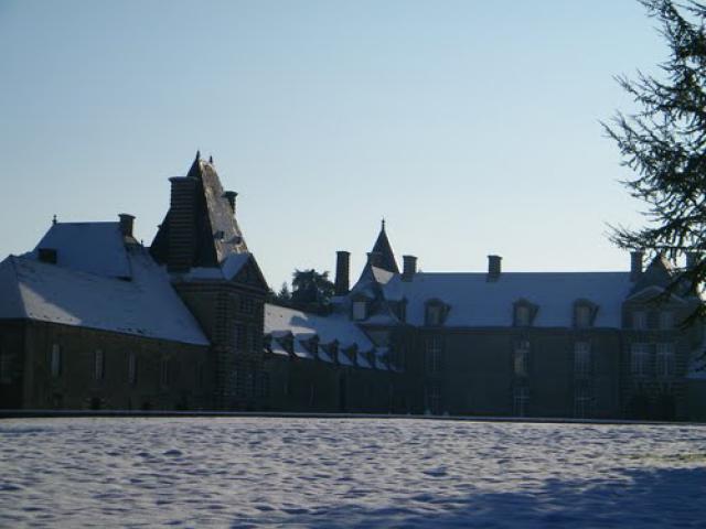 CHATEAU DE CANISY sous la neige