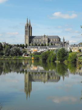 Saint-Hilaire-du-Harcouet Church