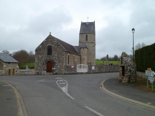 Église Saint-Michel de fr:Saint-Michel-de-la-Pierre