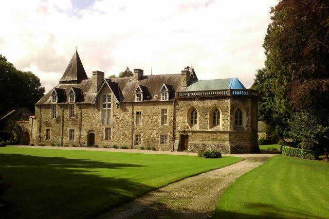 Château de la Vaucelle à fr:Saint-Lô