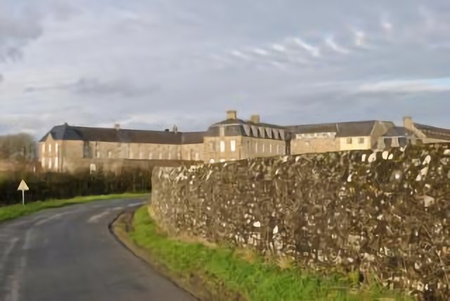 Saint Sauveur Le Vicomte, route de l'abbaye