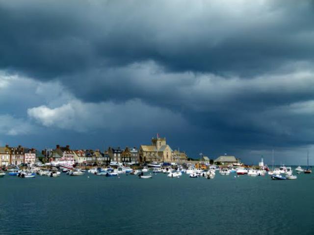 BARFLEUR (Manche-Basse Normandie). Francia. 2011. 12. Vista panorámica.