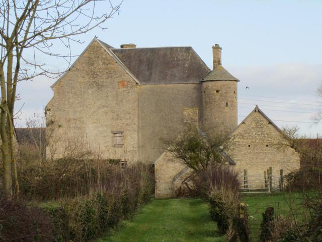 Manoir de Mariéville, fr:Beuzeville-au-Plain