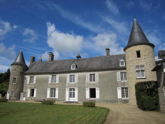 Cet édifice est répertorié dans la base Mérimée, base de données sur le patrimoine architectural français du ministère de la Culture, sous…