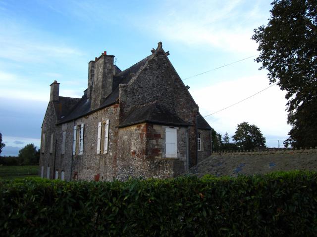 Cet édifice est répertorié dans la base Mérimée, base de données sur le patrimoine architectural français du ministère de la Culture, sous…
