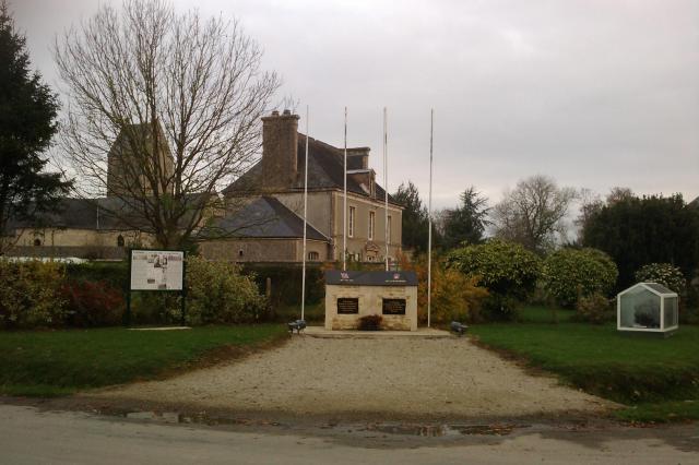 Monument 90e Division d'infanterie et 82e Division aéroportée à la mémoire des trois-cent soldats américains de la 90th US Infantry…