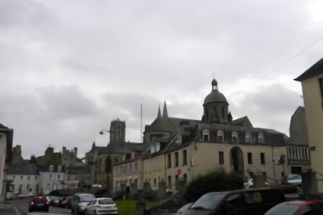 Coutances près du Palais de Justice