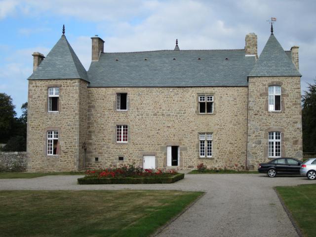 Cet édifice est répertorié dans la base Mérimée, base de données sur le patrimoine architectural français du ministère de la Culture, sous…