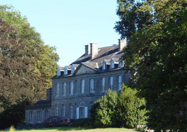 Vergoncey (Normandie, France). Le château de Boucéel.