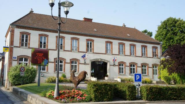 vue de la Mairie .